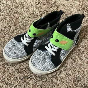 Little Kids Size 10 Mandalorian Grogu High Tops